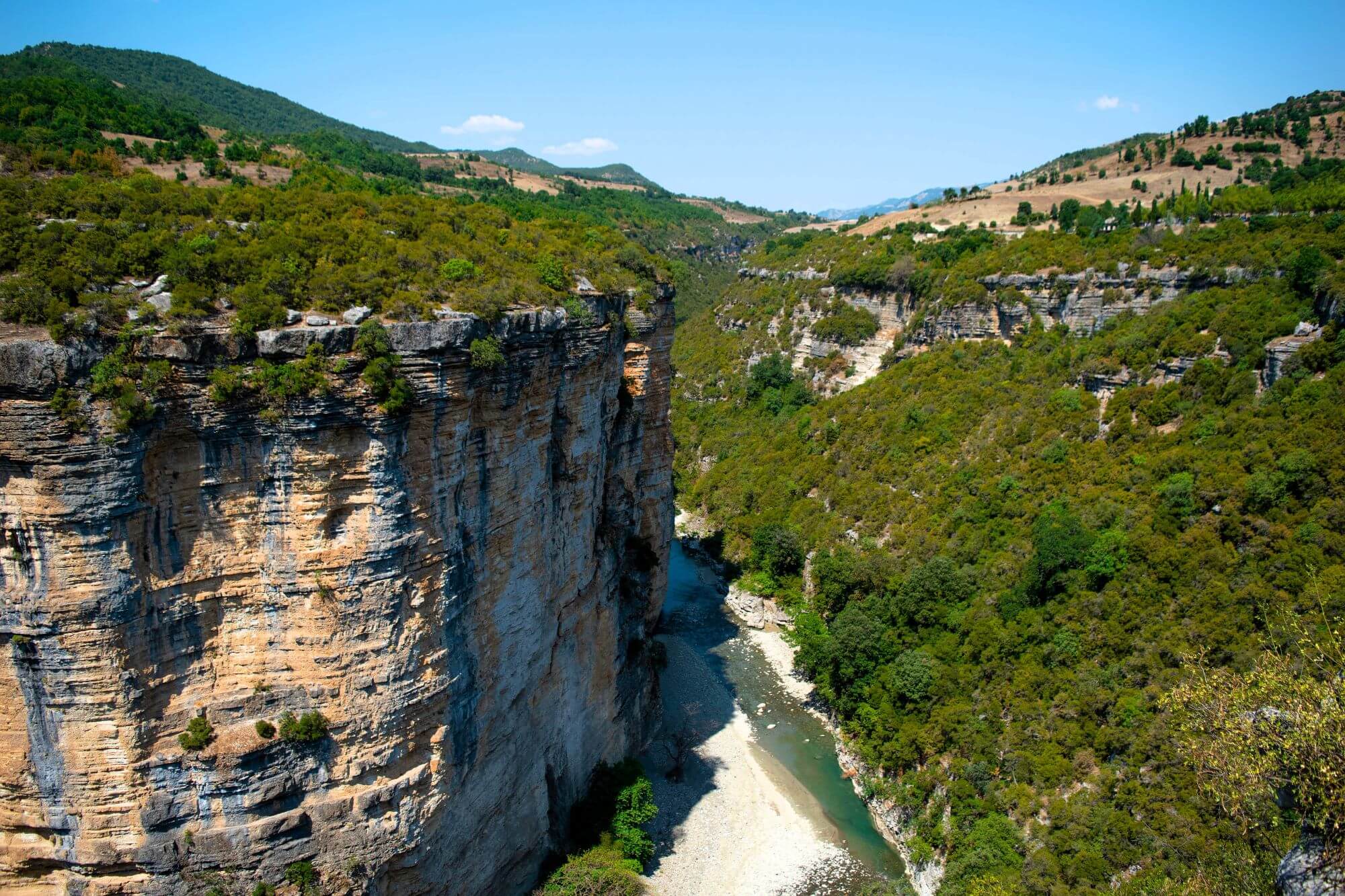 How to Make the Most of Your Visit to Osum Canyon: Expert Tips